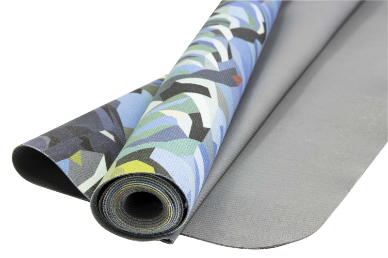Sweat-Absorbent Microfiber Natural Rubber Yoga Mat – Ultra-Light, Foldable & Anti-Slip |Unisoul Inc.- Yoga Mat Manufacturer